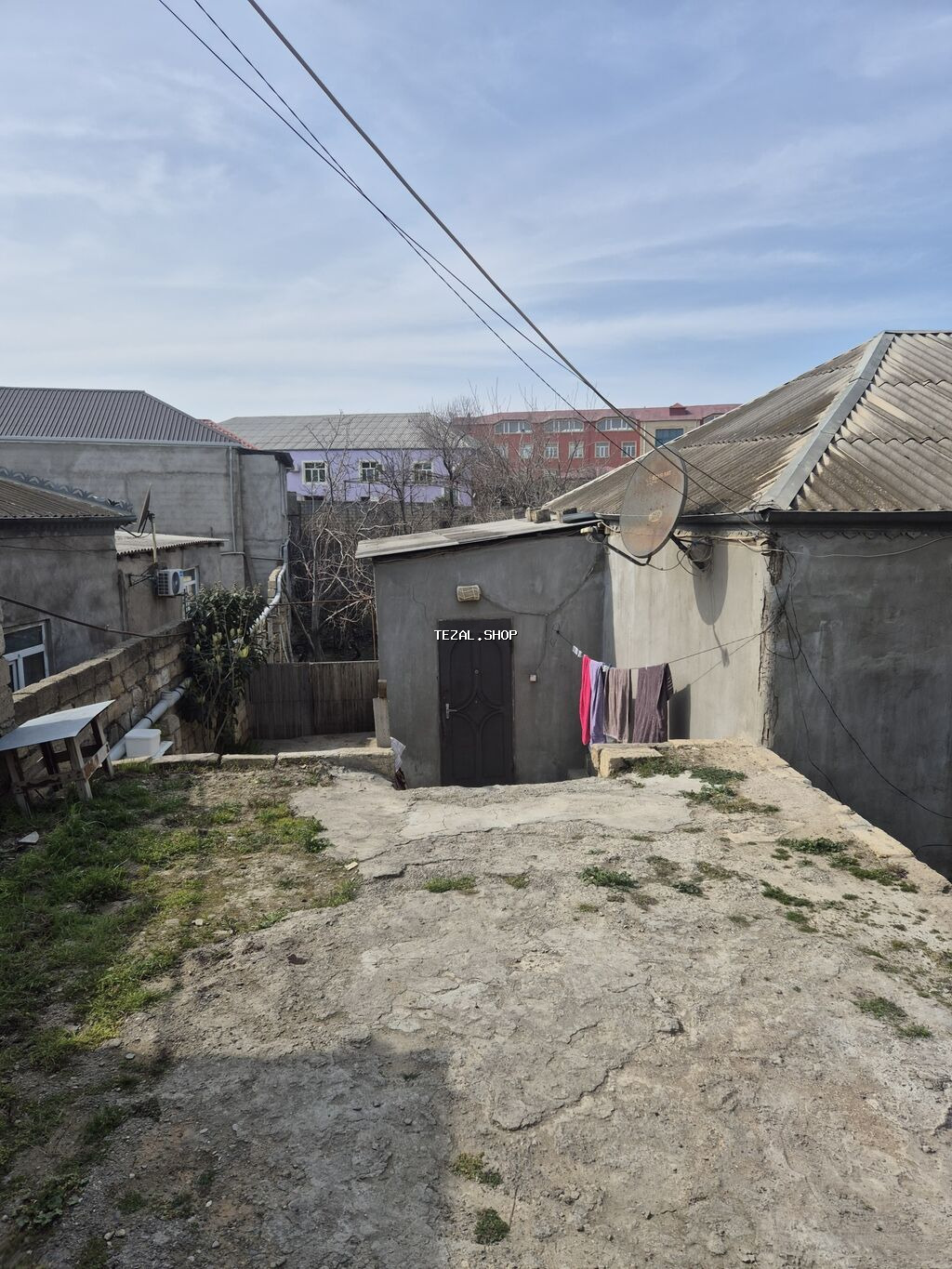 Həyətyanı sahəsi olan fərdi yaşayış evi real alıcıya endirim olacaq -