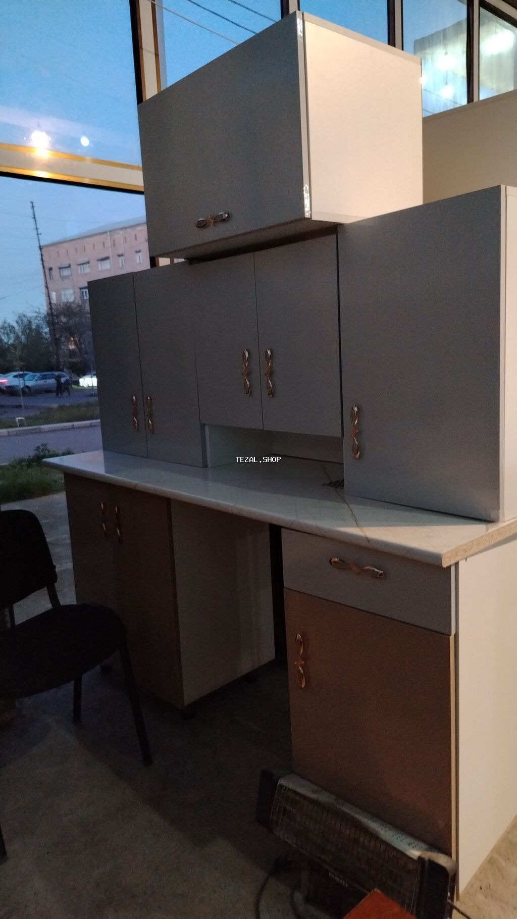 Kompaniyadadır 380m