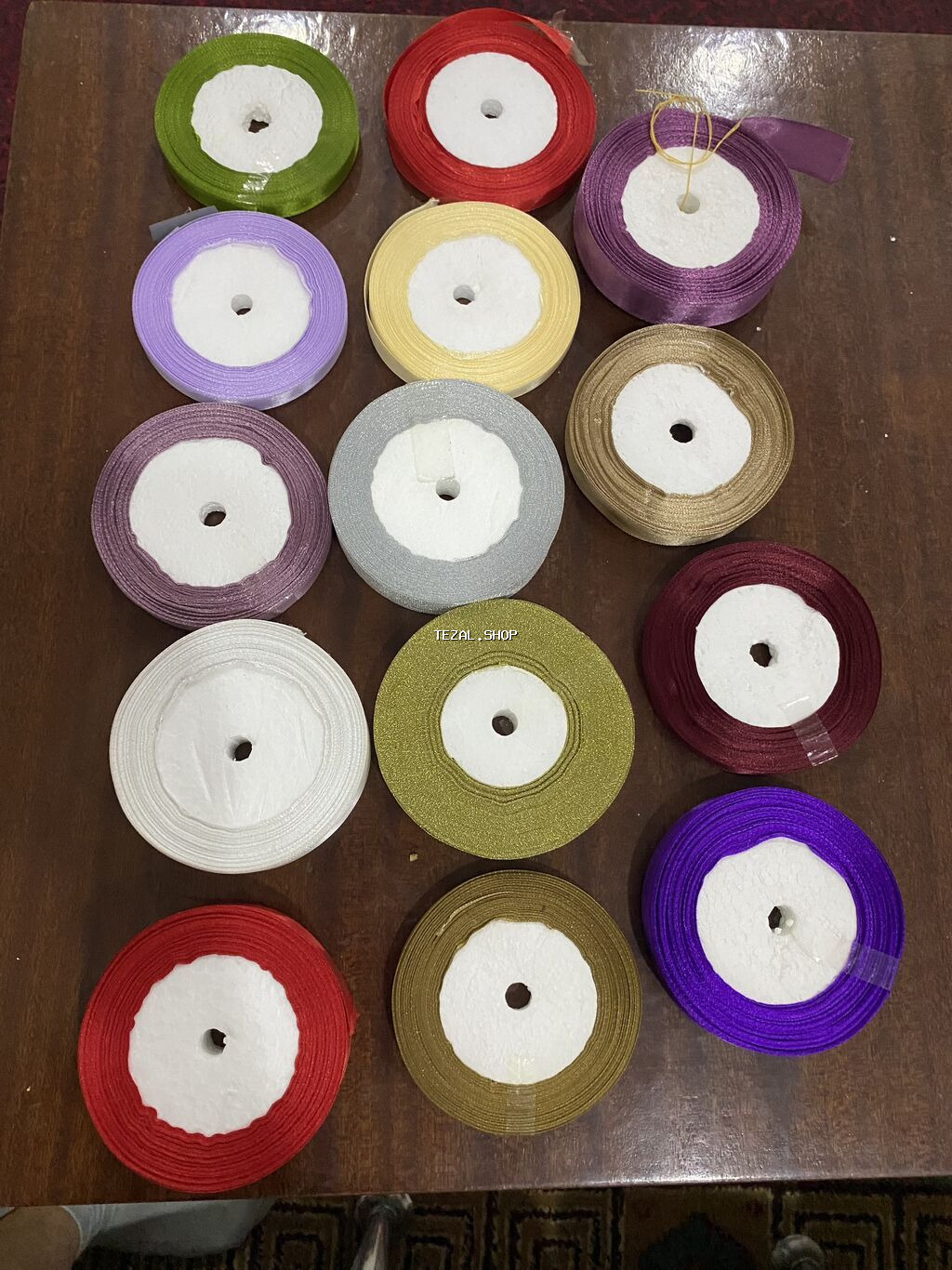 Lent tikiş üçün
Dərzi
Tikiş 
Yenidir
Lentlər 
Rəngbərəng