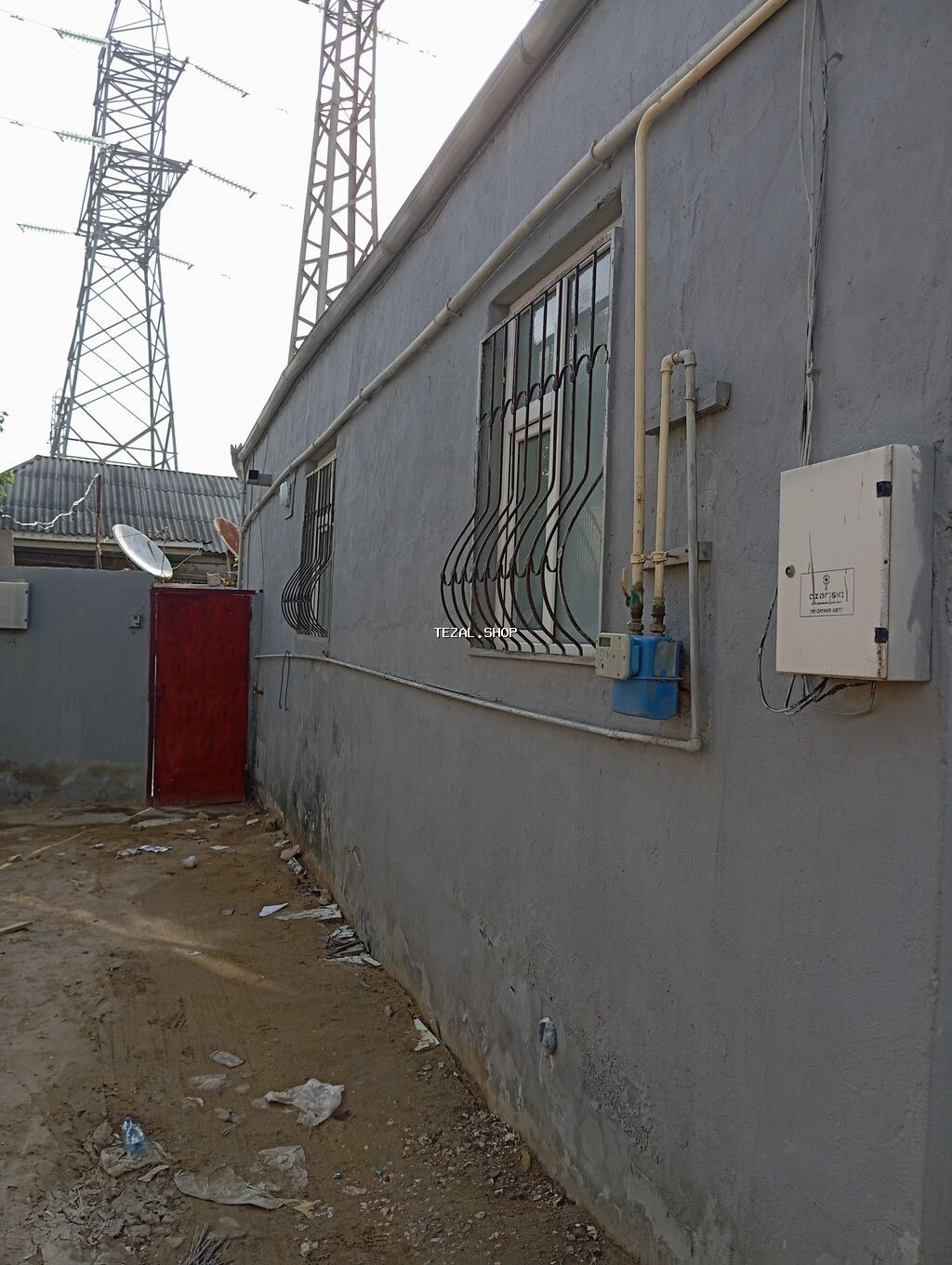 4 otaqlı ev satılır hər bir şəraiti var ev el marketə yola yaxın yerdə