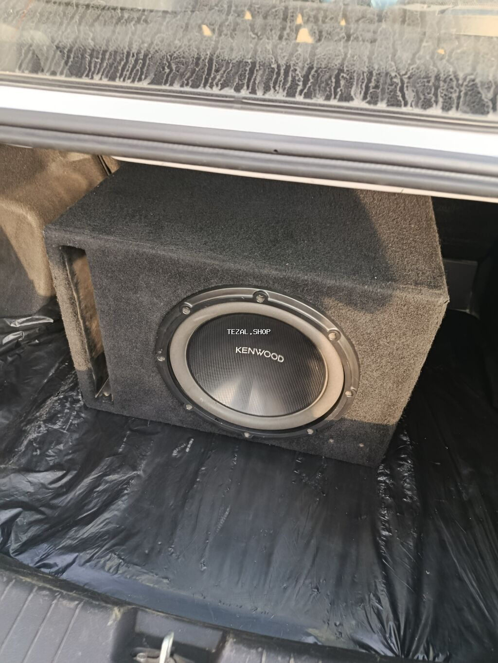 1200 vatt 300rms ideal veziyetde ustada qeti olmayib qiymet sondu