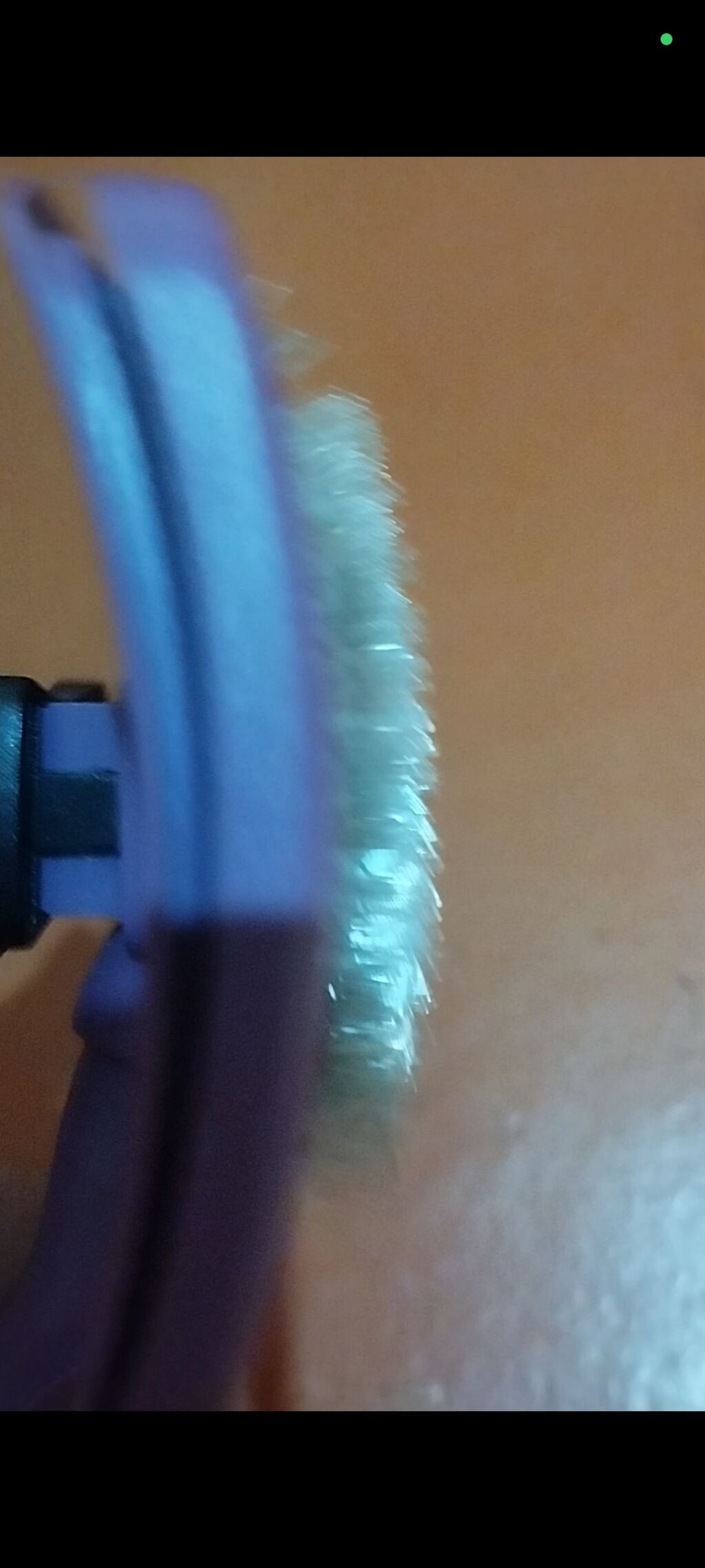 Çoxməqsədli fırça başlığı - Sərt olmayan, sıx sintetik tüklər – səthi