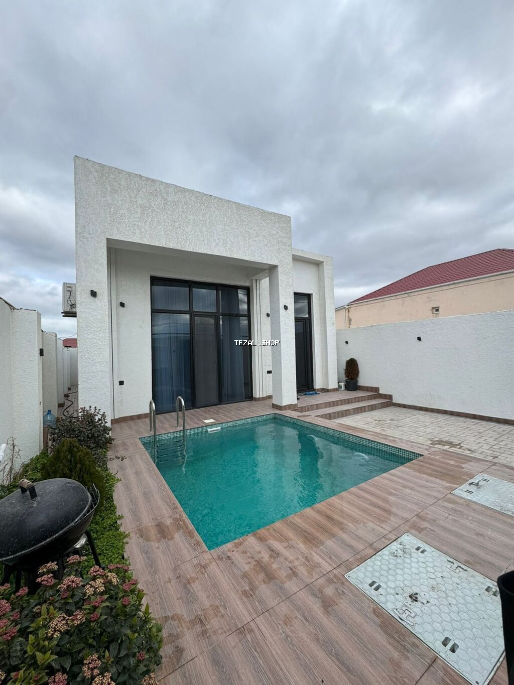 120 kv. m, 3 otaqlı, Hovuzlu, Kombi, Qaz, İşıq - şəkil 3