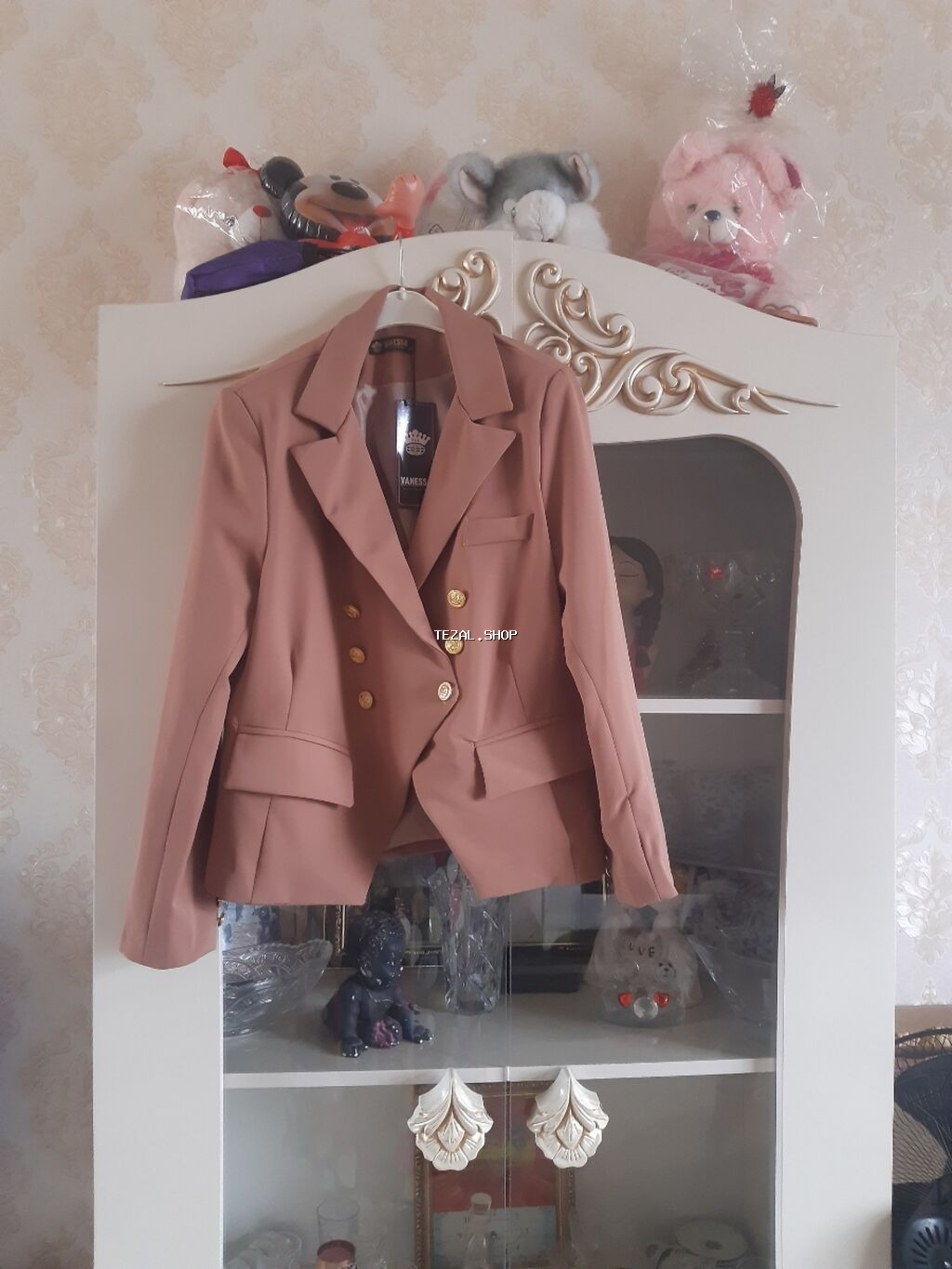 Pəncək zerif xanimlar ücün ag rengi de var,özümüz tikirik sifarisde