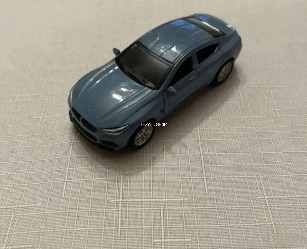 Masaüstü kolleksiya üçün metal oyuncaq avtomobil modeli - Korpus