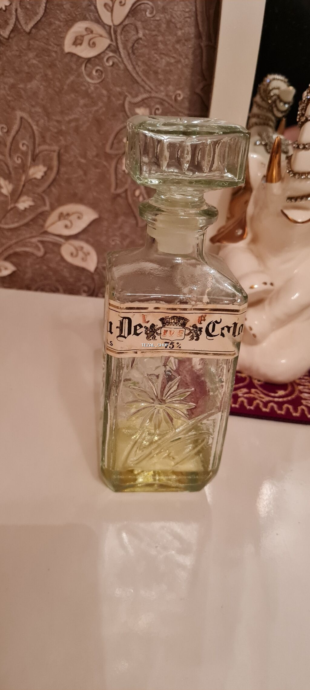 40 ilin etir shusesi. Etir az qalib icinde - şəkil 2