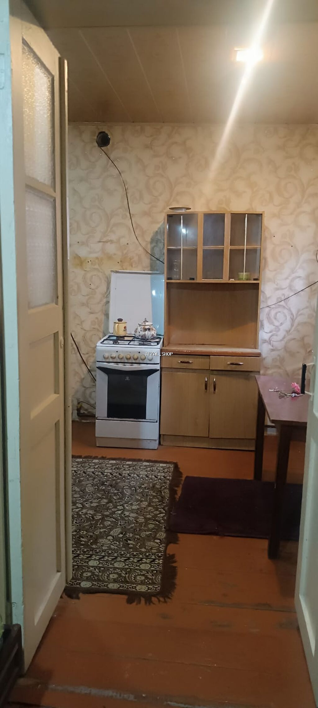 Təcilli balaxanıda stansiyaya 2 dəq mesafede addeni 2 otaqlı ev