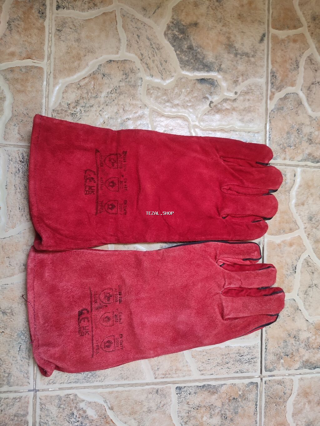Qaynaqci əlcəyi.Svarsik əlcəyi.Yenidi qiyməti 3.50. 15 cutdu