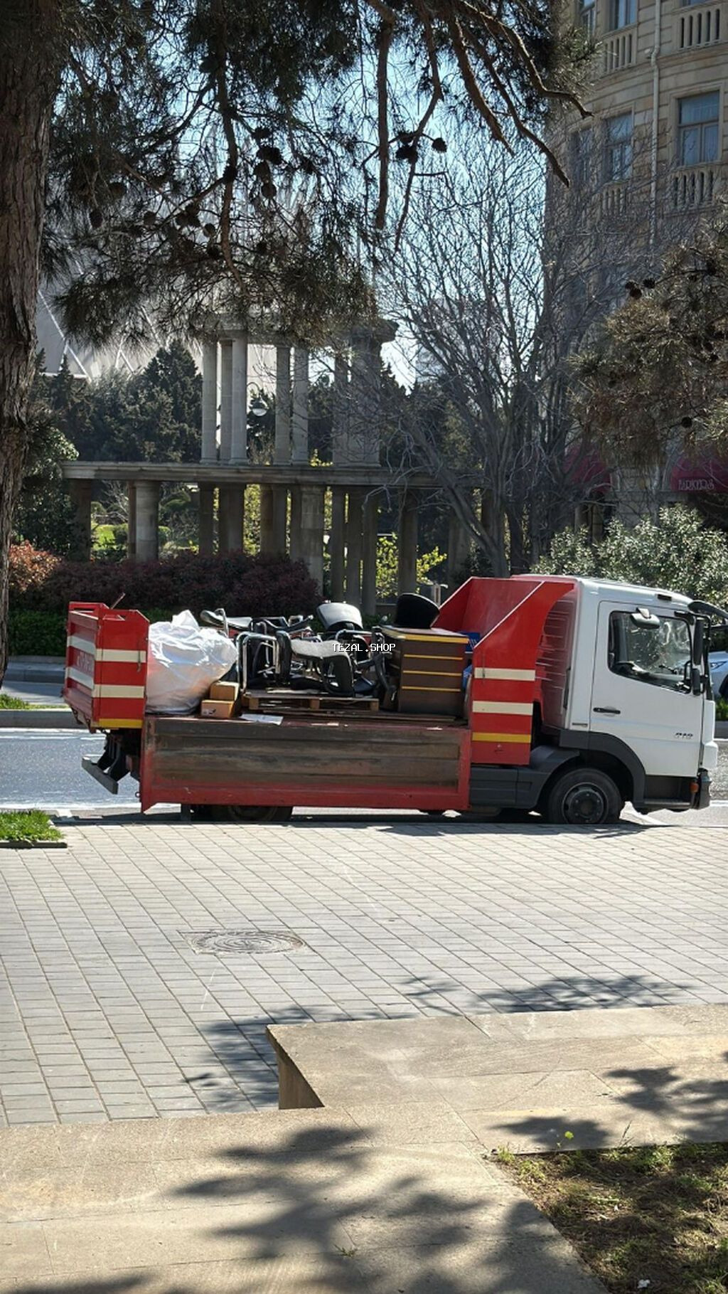 Zibil və söküntülərin atılması xidməti. Yük maşını ilə tikinti - şəkil 2