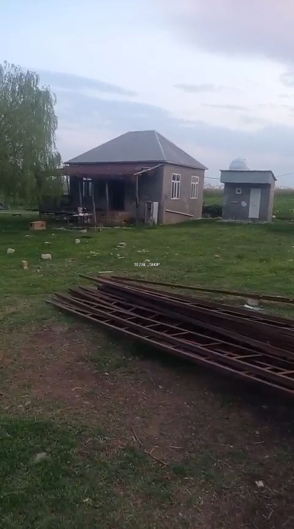 Ferma satilir Fuzuli rayonunda. ərazi 3 hektar Nar baǧi movcudur.Su - şəkil 4