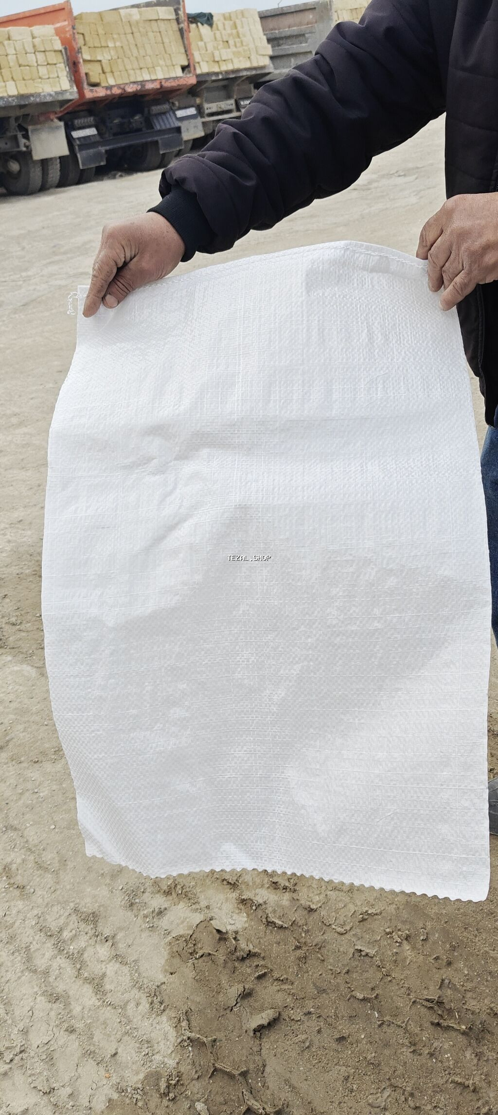 Salam 65*45 ölçüdə olan kisə 0.13 qəpik
