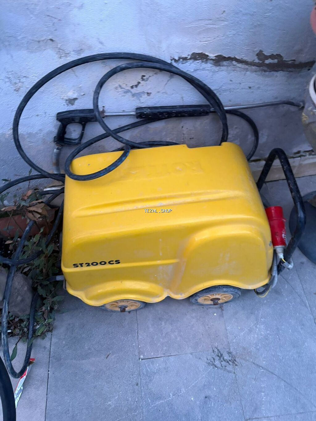 *Moyka aparatı 990azn* Çox az işlenb 3 fazadı 2400 azn alınıb