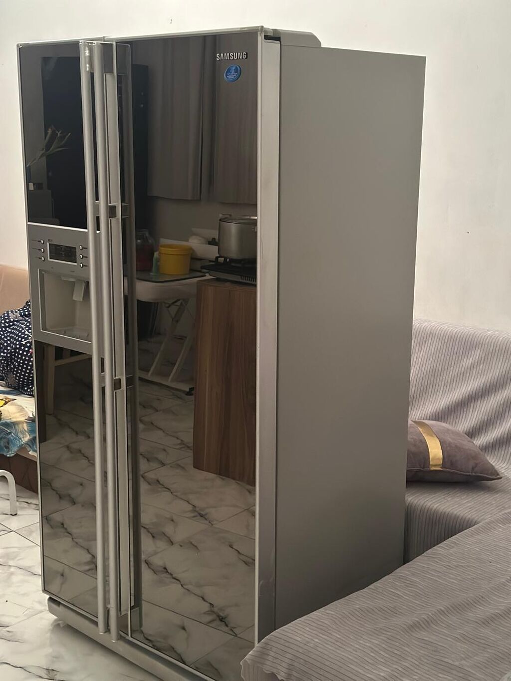 İşlənmiş 2 qapılı Samsung Soyuducu Satılır, rəng - Gümüşü