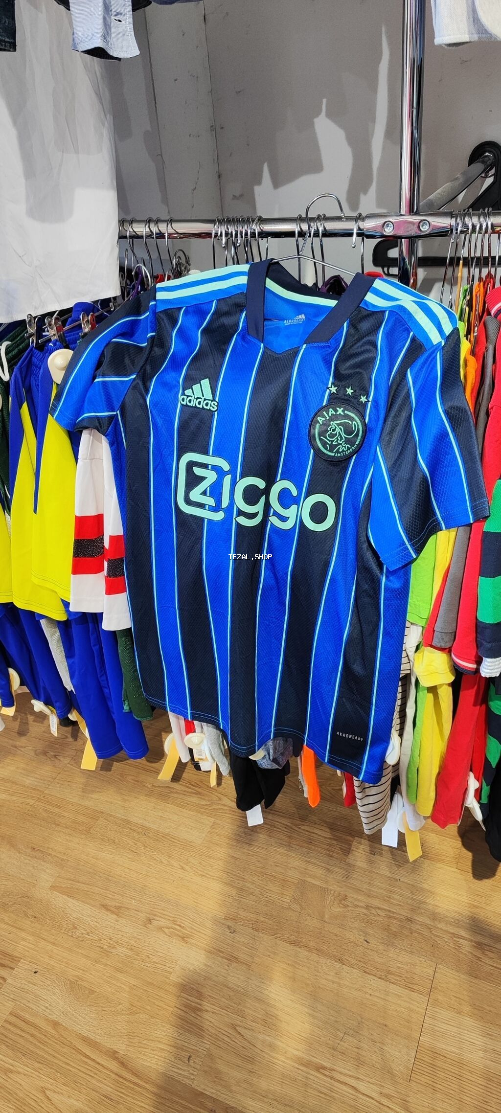 Ajax forması, M bədən ölçülü