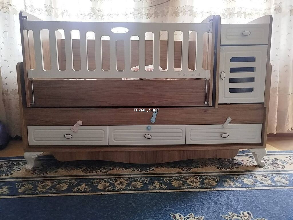 Oğlan və qız üçün, Yeni, Dördbucaq, Beşik, Dəstsiz, Matras ilə, Yellənmə mexanizm ilə