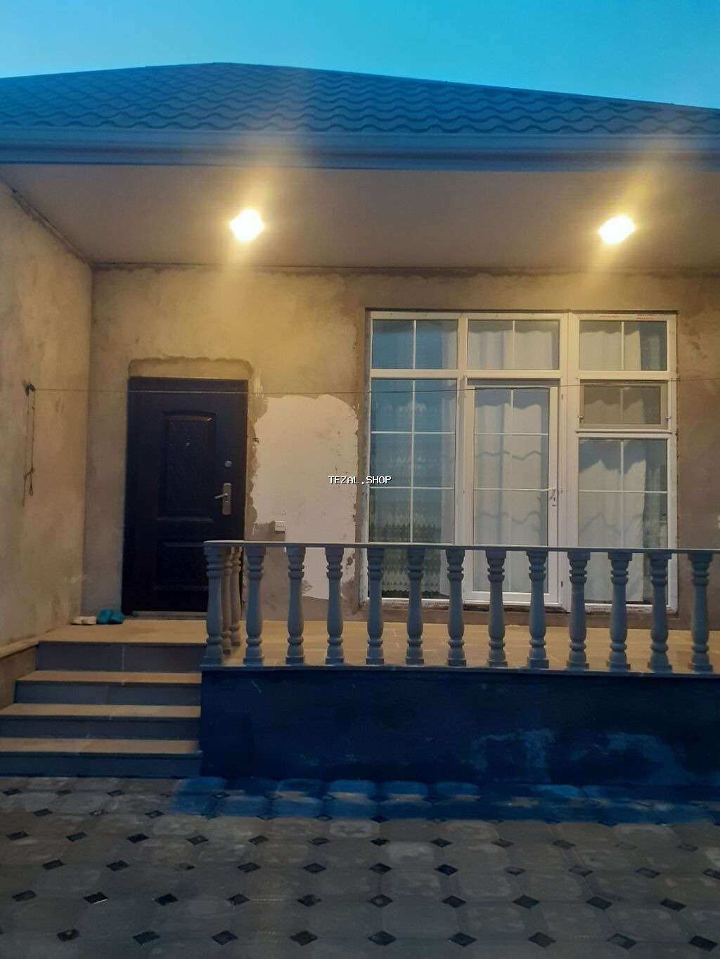 Obyekt + yaşayış evi - Küçəyə çıxışı olan vitrinli obyekt: geniş şüşə - şəkil 3