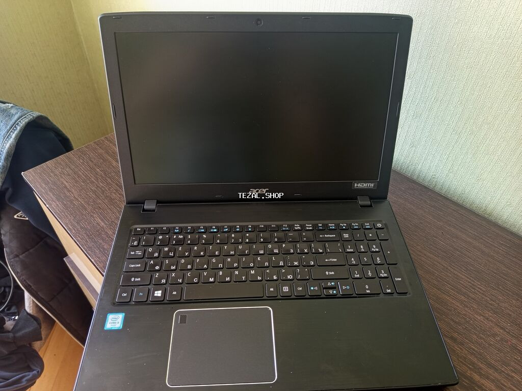 Xüsusiyyətləri şəkildə qeyd olunub 512 HDD, 8 GB RAM var İşləməyinə