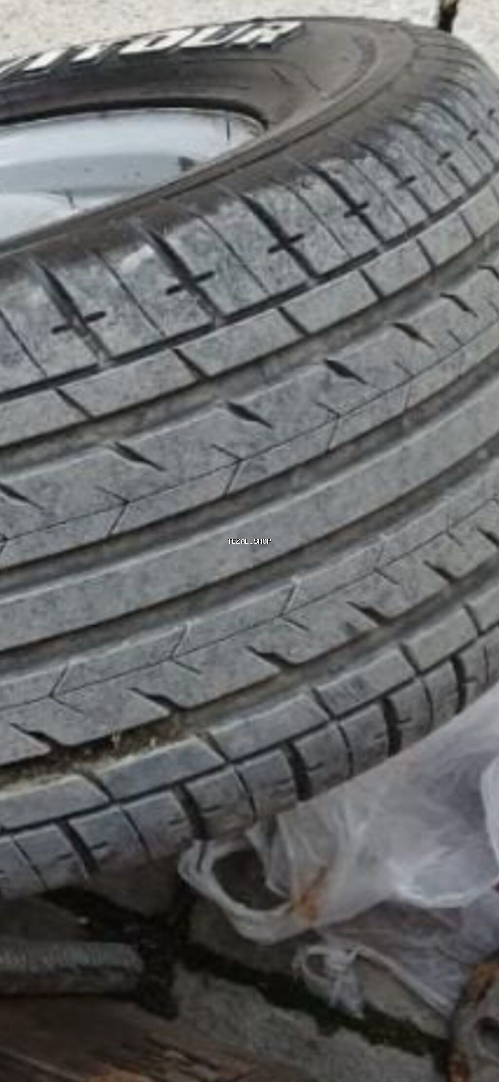 Formula tekerler disqisiz satilir
 2 aydi alinib qiymeti 350 azen