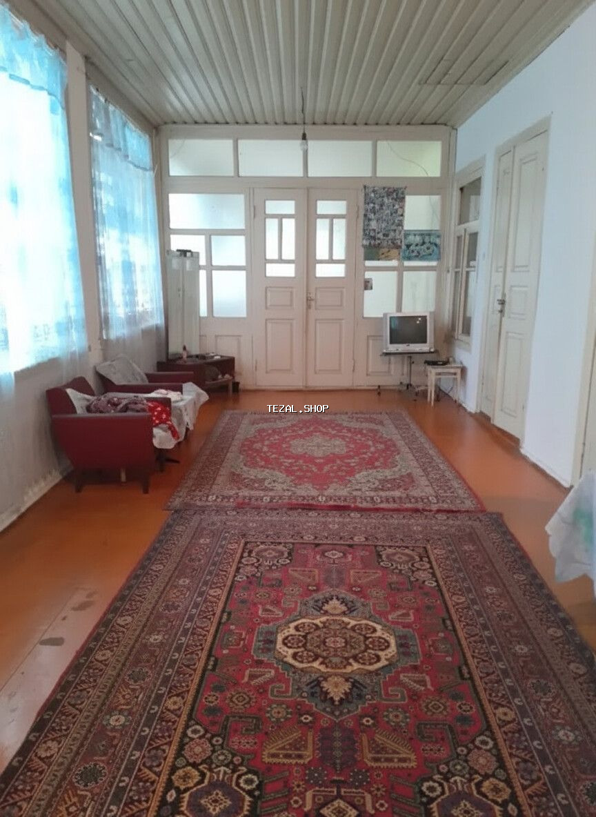 4 otaqlı, 195 kv. m, Kredit yoxdur, Orta təmir