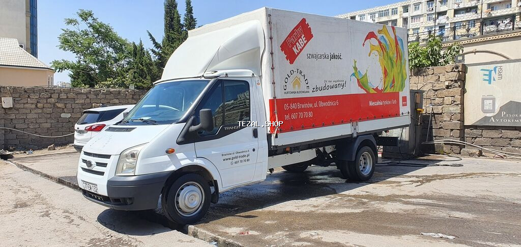 Yük daşima. Tikinti materiallarinin mebellərin daşinmasi, ofis ev