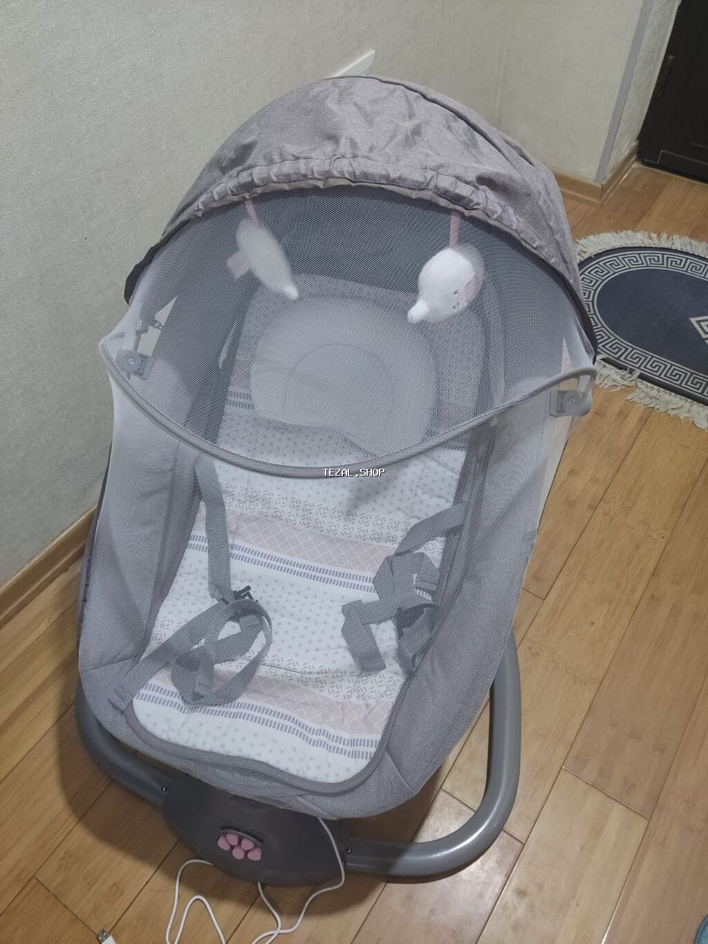 Oğlan və qız üçün, Beşik, Dəstsiz, Matras ilə, Yellənmə mexanizm ilə