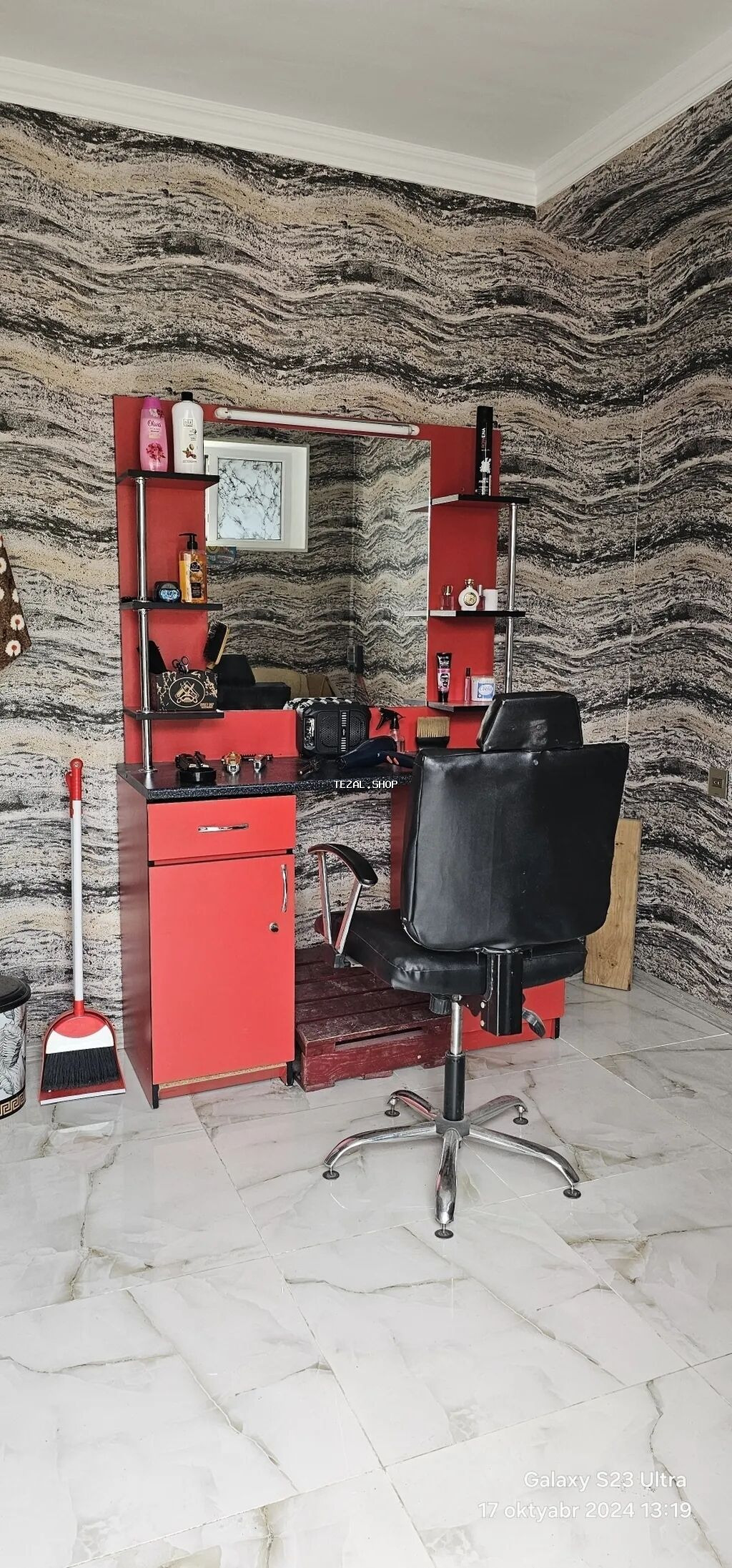 Salon icarəyə verilir