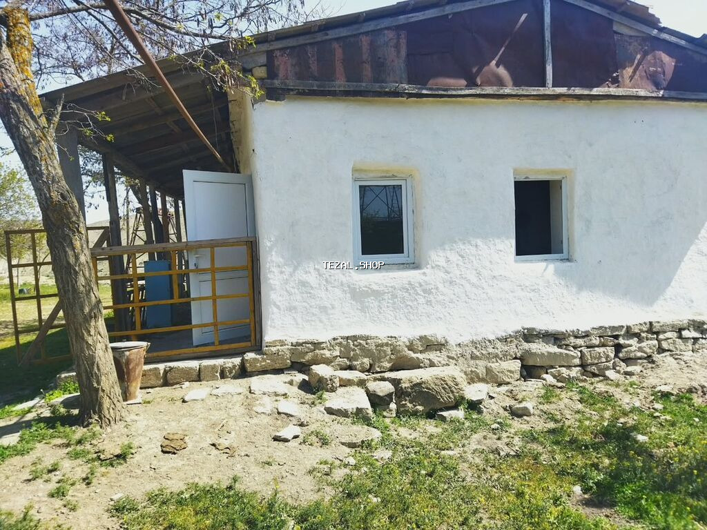 Satılır: kənd təsərrüfatı təyinatlı obyekt və geniş həyət sahəsi -
