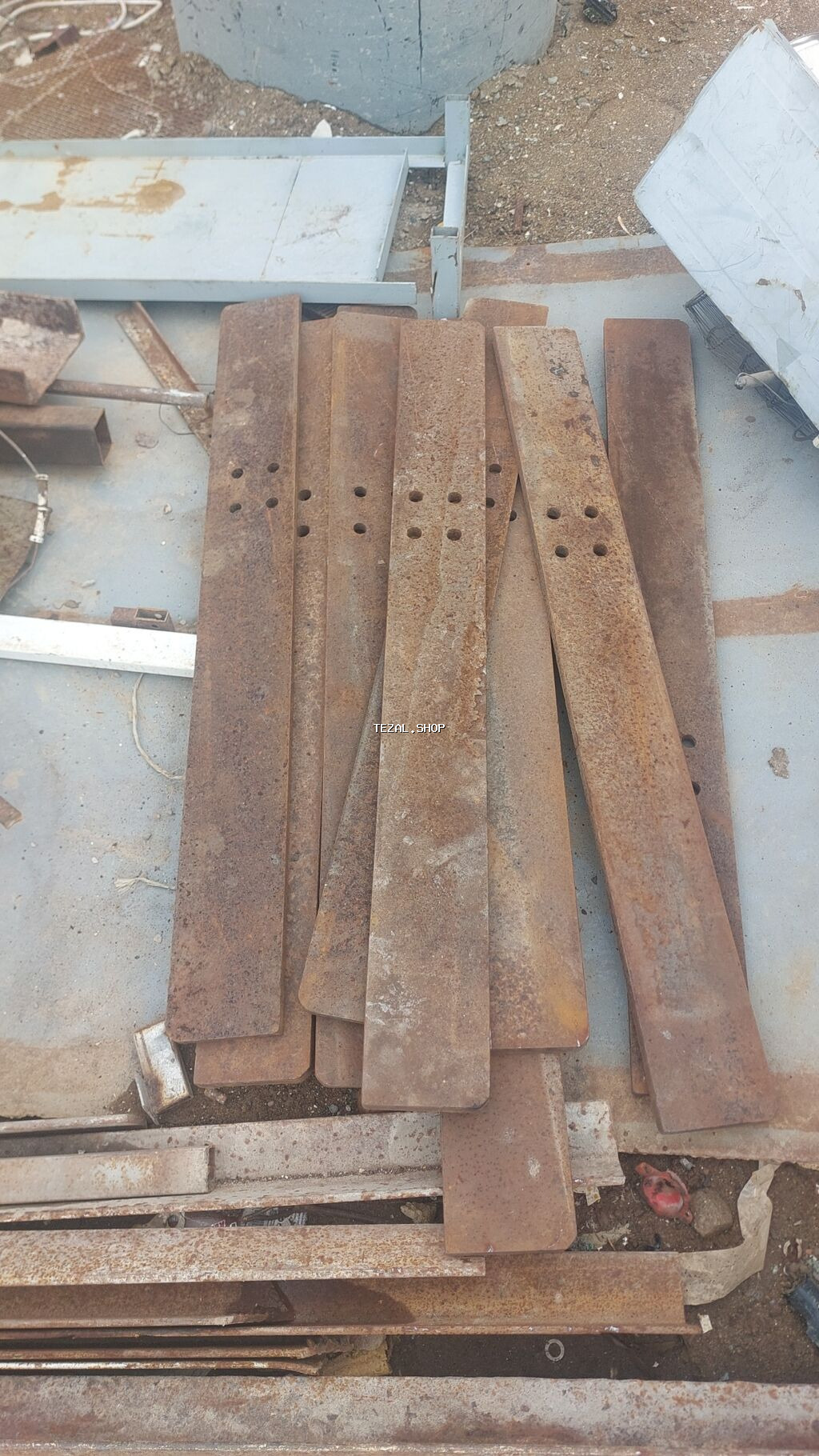 YUKSEY QIYMETE METAL QEBULU UNVANLARDAN GOTUEM BAKI DAXILI UNVAN - şəkil 2