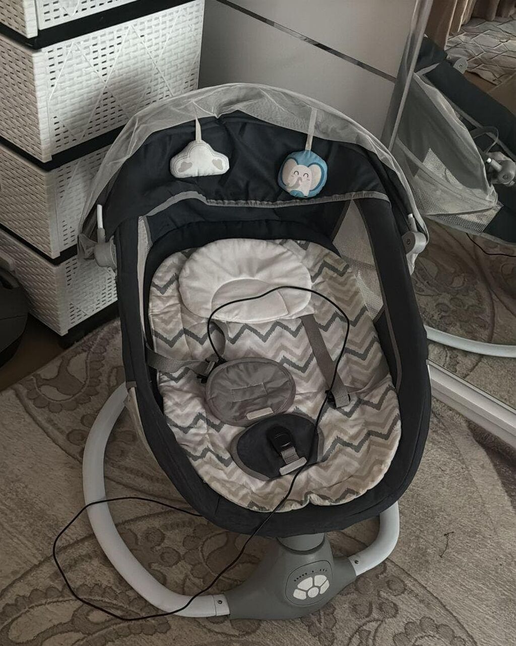 Aynur 4540 💫 Ninni beşik yenidir. 5 funksiyasi var. 65 azn. Ünvan binə