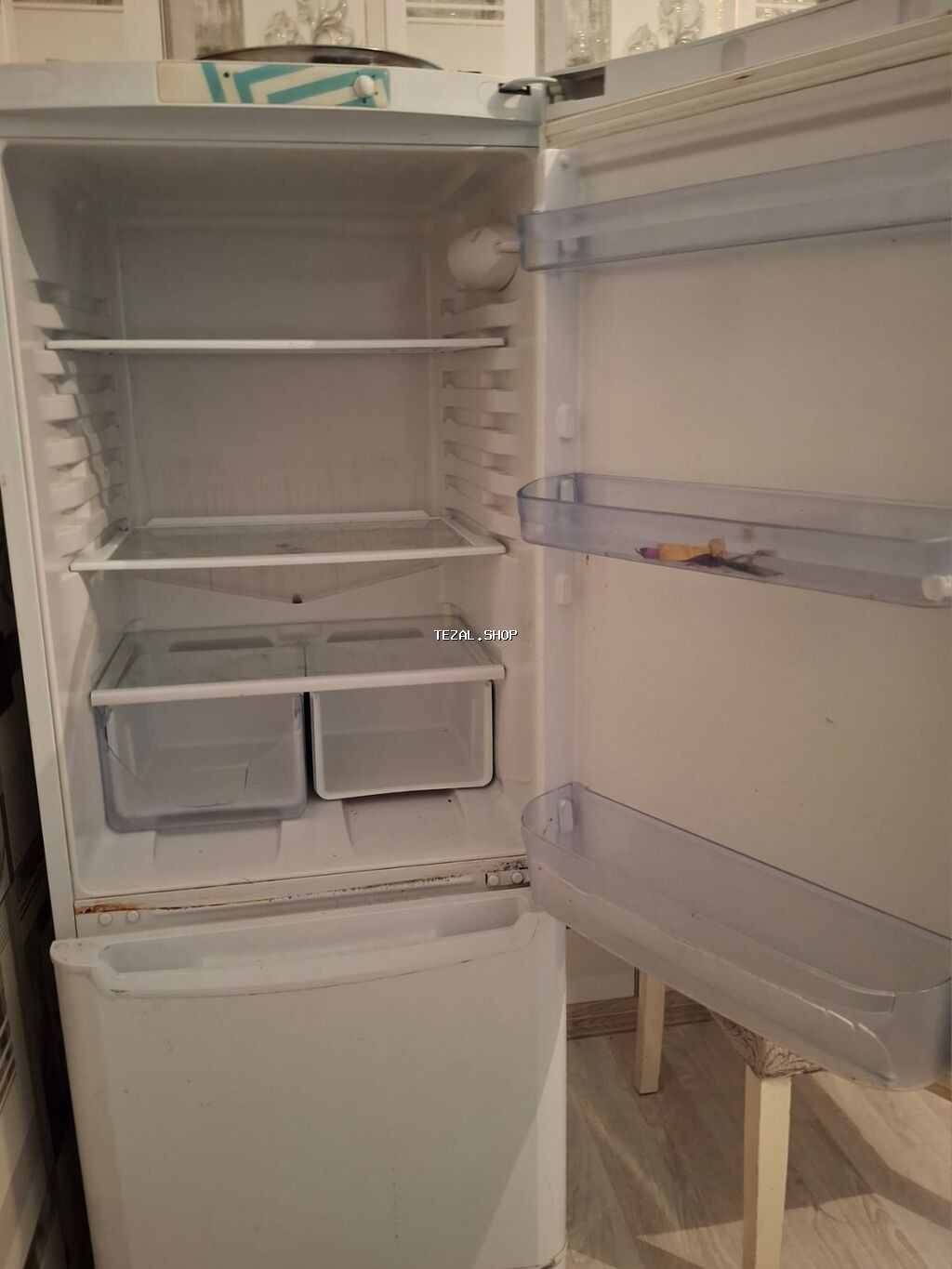 2 qapılı Indesit Soyuducu Satılır, rəng - Ağ - şəkil 2