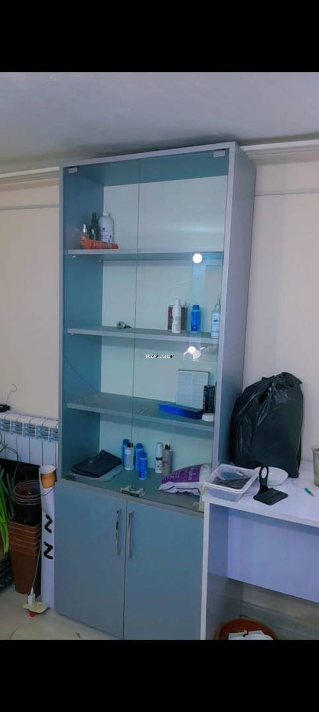 Şkaf= 100 manat gözəliy/medicin salonda istifadə etməy olar ! İdeal