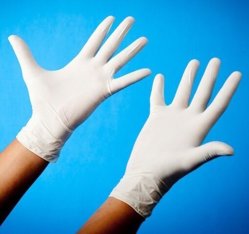 Tibbi əlcəklər 1️⃣ Ega Latex (Tailand) – Ağ pudrasız LATEX (S, M, L)