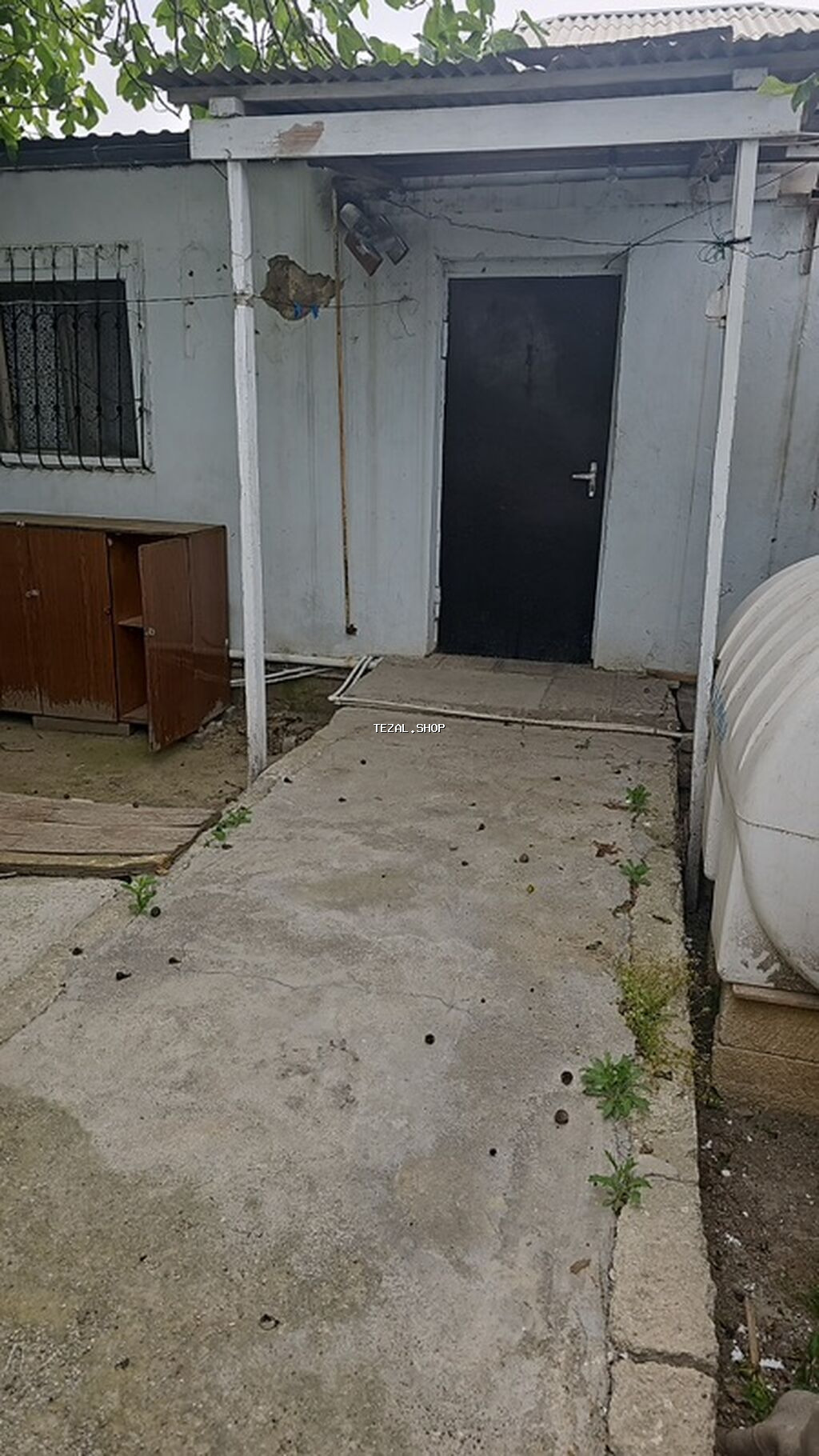 Bayilda daş bazariyla uzbeuz. Yola yaxin yerde 2 otaqli ev icareye - şəkil 2
