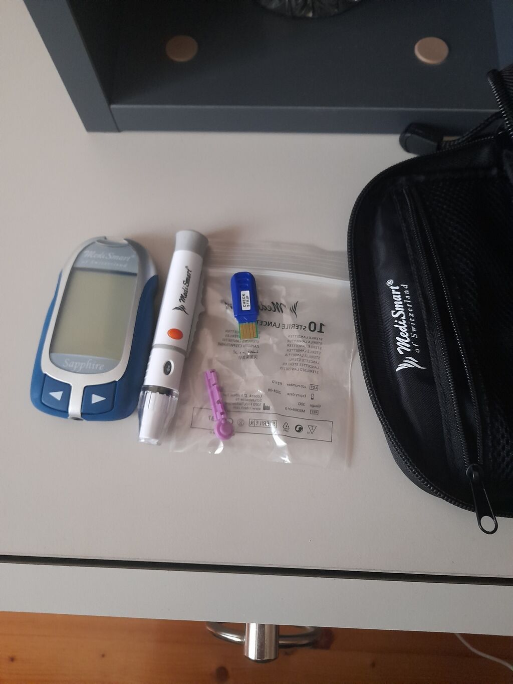 MediSmart Sapphire Plus qlükometr dəsti - İynələri və testləri