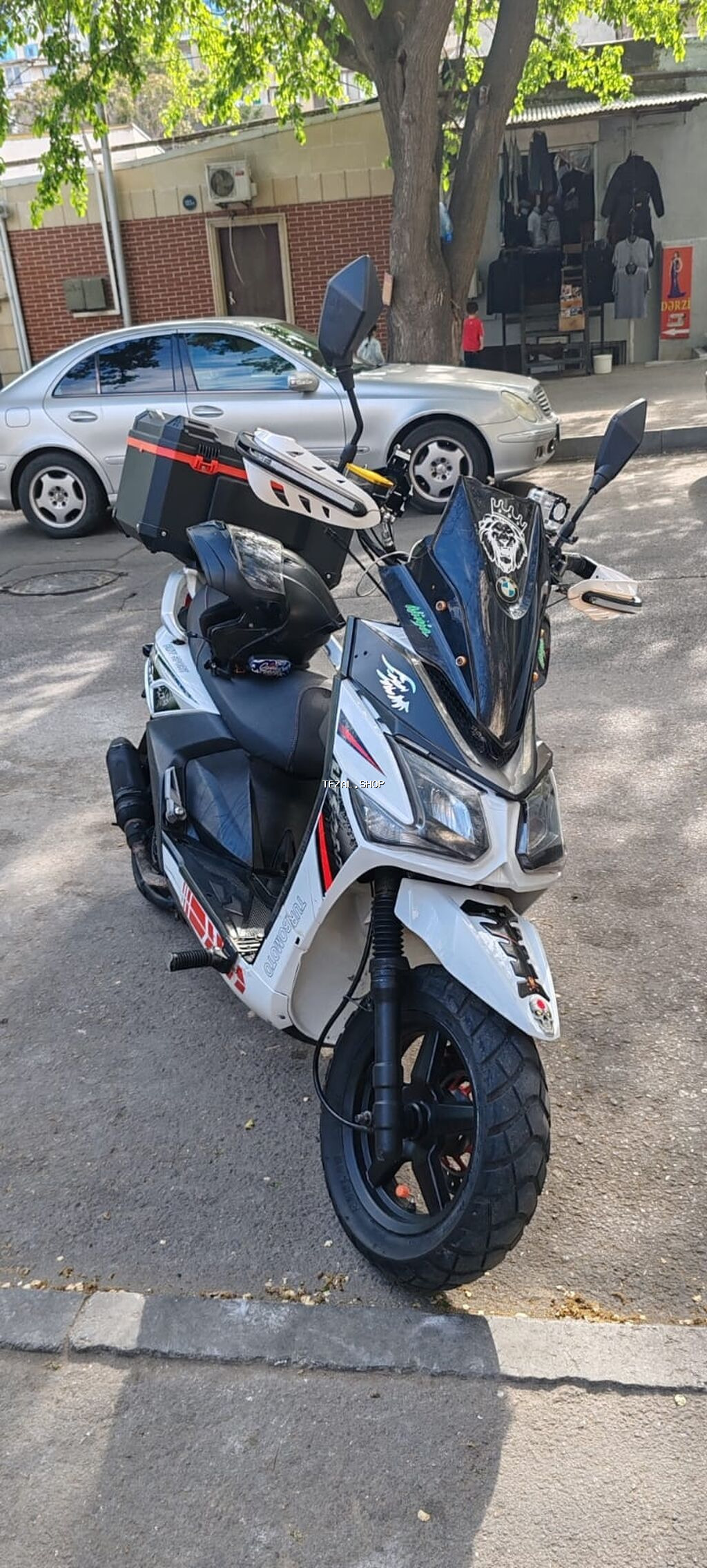 - bmw, 150 sm3, 2022 il, 25000 km
