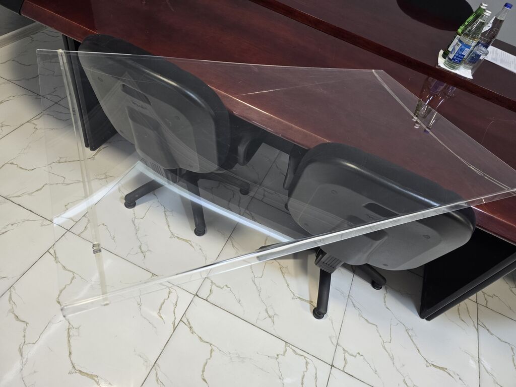 TV qoruyucu. 155 ekran. Kontaktdan alınıb 185 azne. indi ehtiyyac