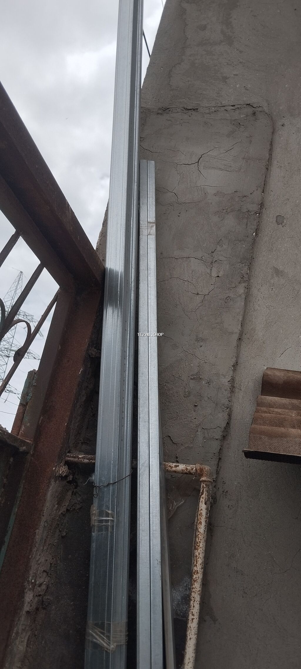 Profil satılır təzə isdifadə olunmayıb. 40 azn C 28 metr / U 21 metr