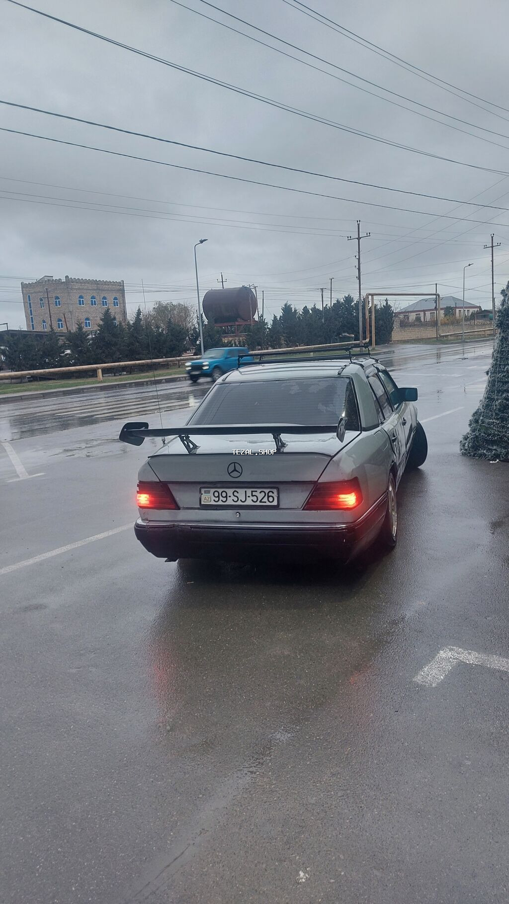Sporler satlir unversaldi her mawina gedir