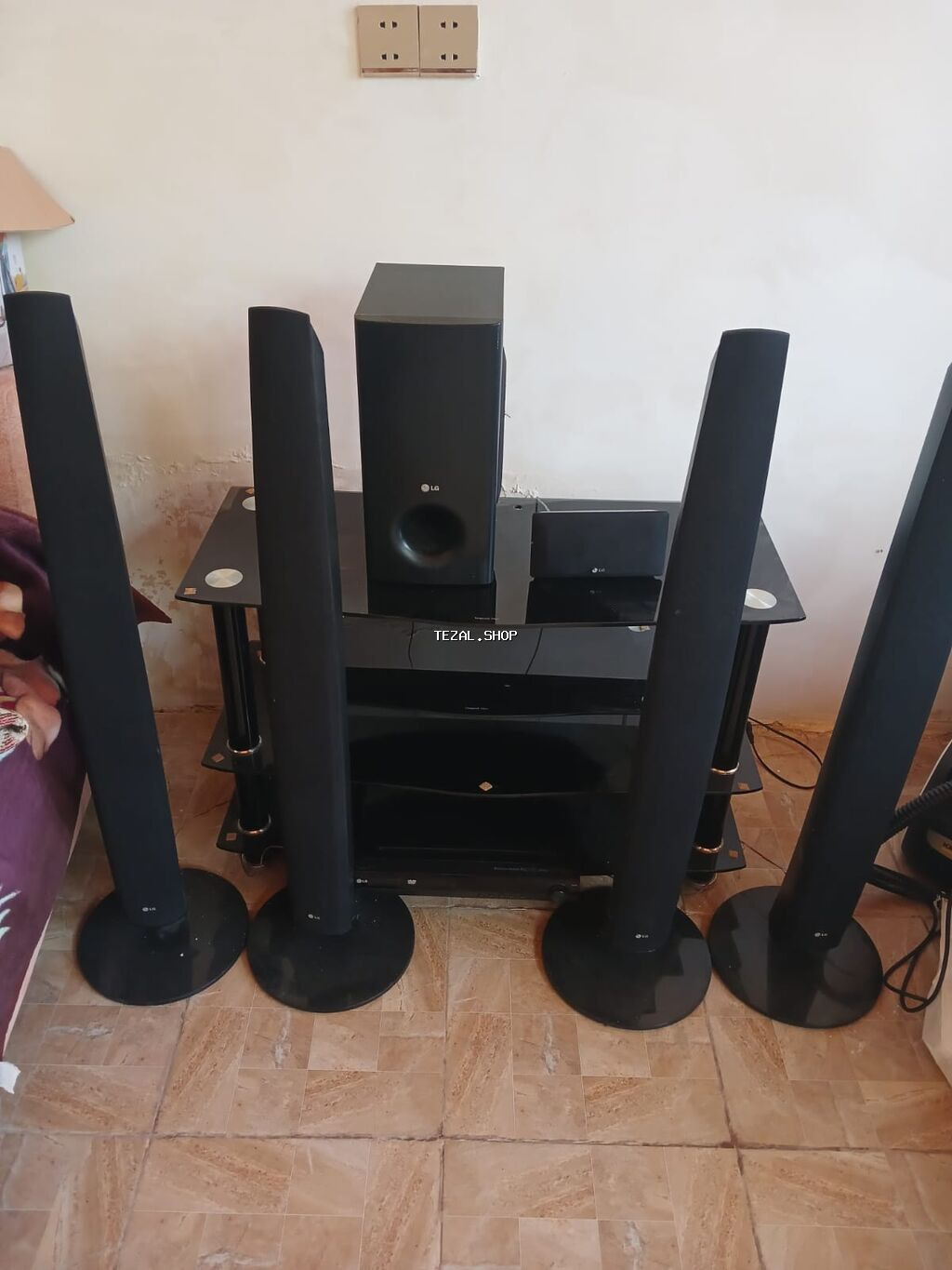Hem kinoteatr hem musiqi merkezi 250 AZN unvan bineqedi F 54 3687