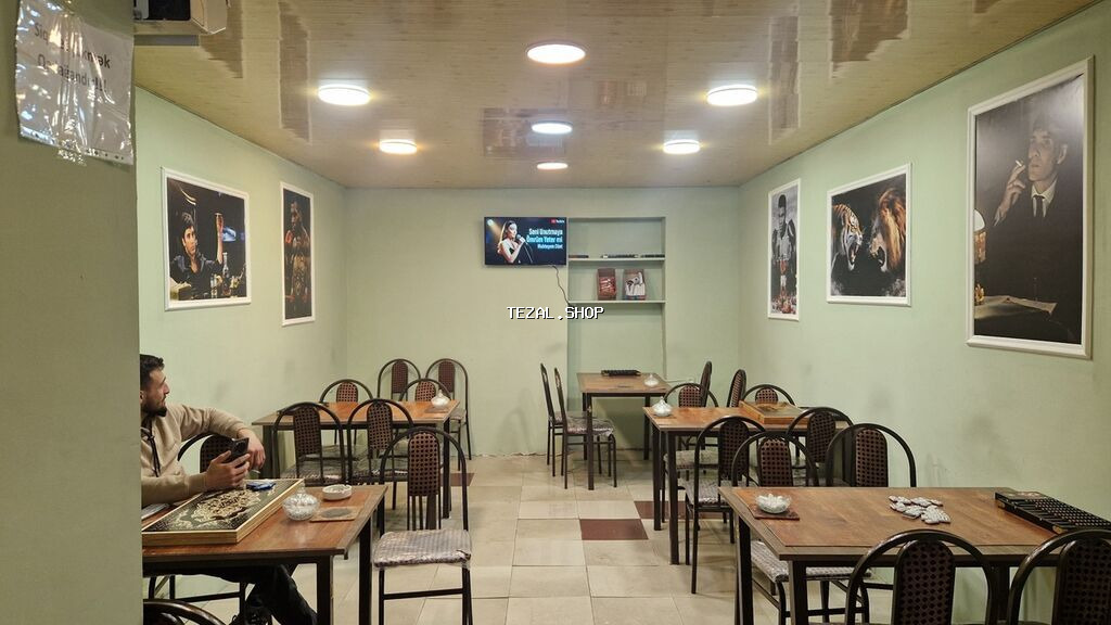 Şəhərin mərkəzinə yaxın yerləşən çay evi kimi işləmiş obyekt icarəyə - şəkil 2