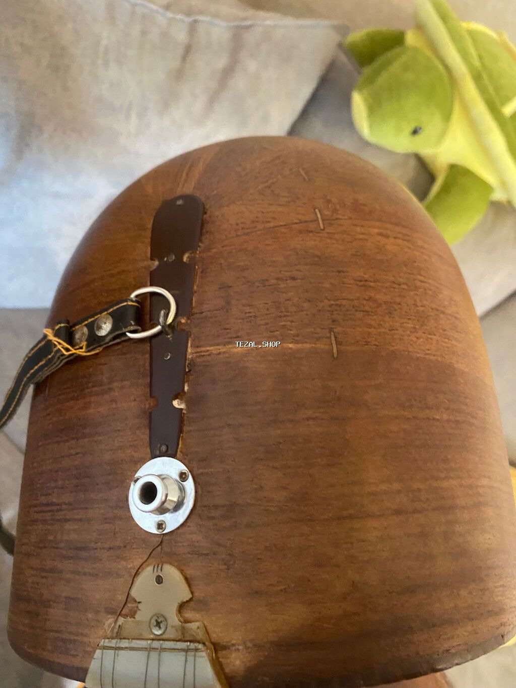 Salam təcili satılır çoxdanım sazdıdı səslənməside əladı sesin isdesez