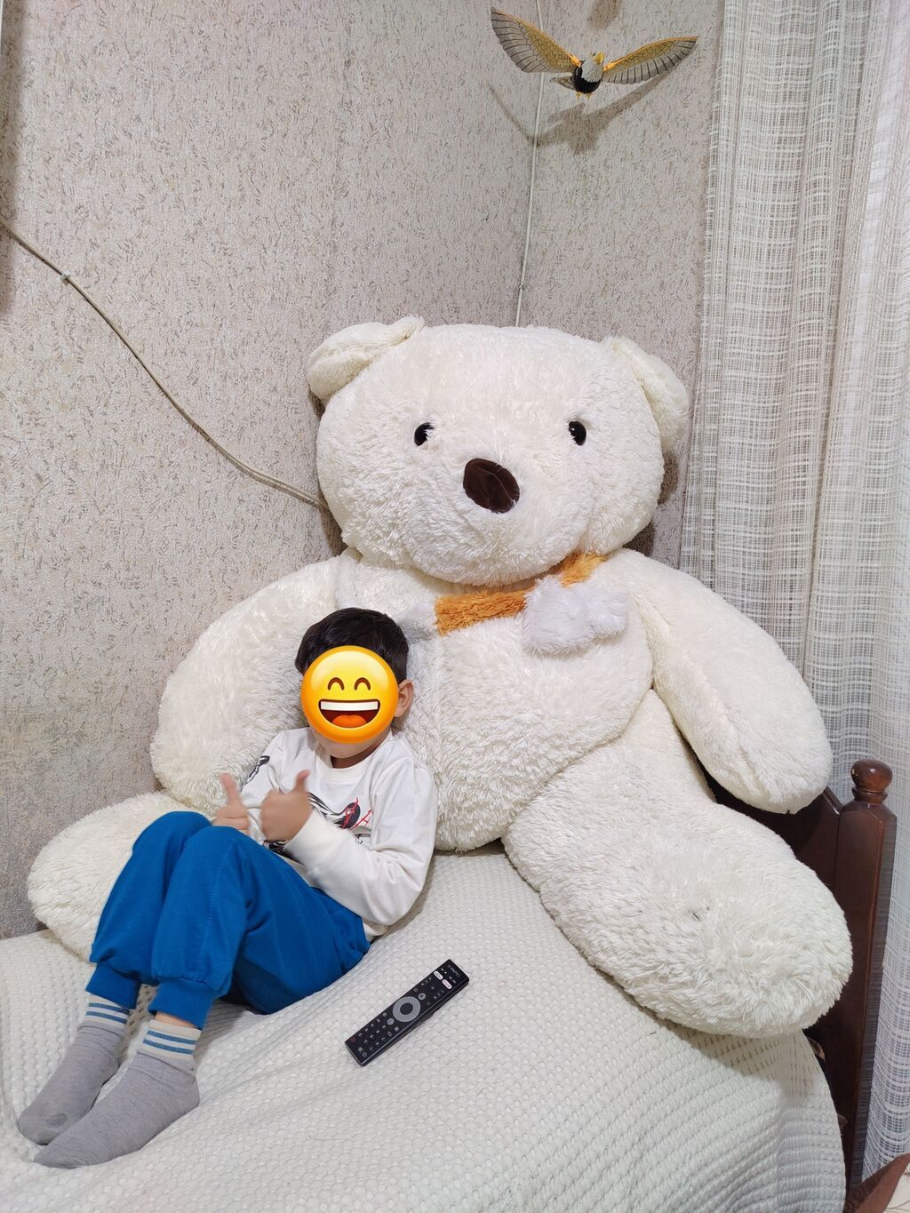 Əsl hədiyyəlikdir işlənmişdir amma təzədən seçilmir. İçindəki