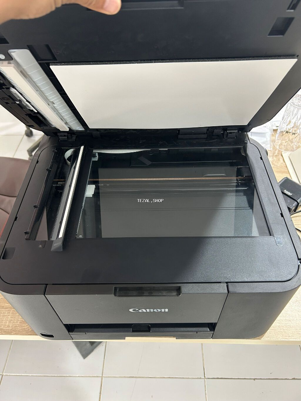 Çox az istifadə olunub. Marka Canon MB2160
