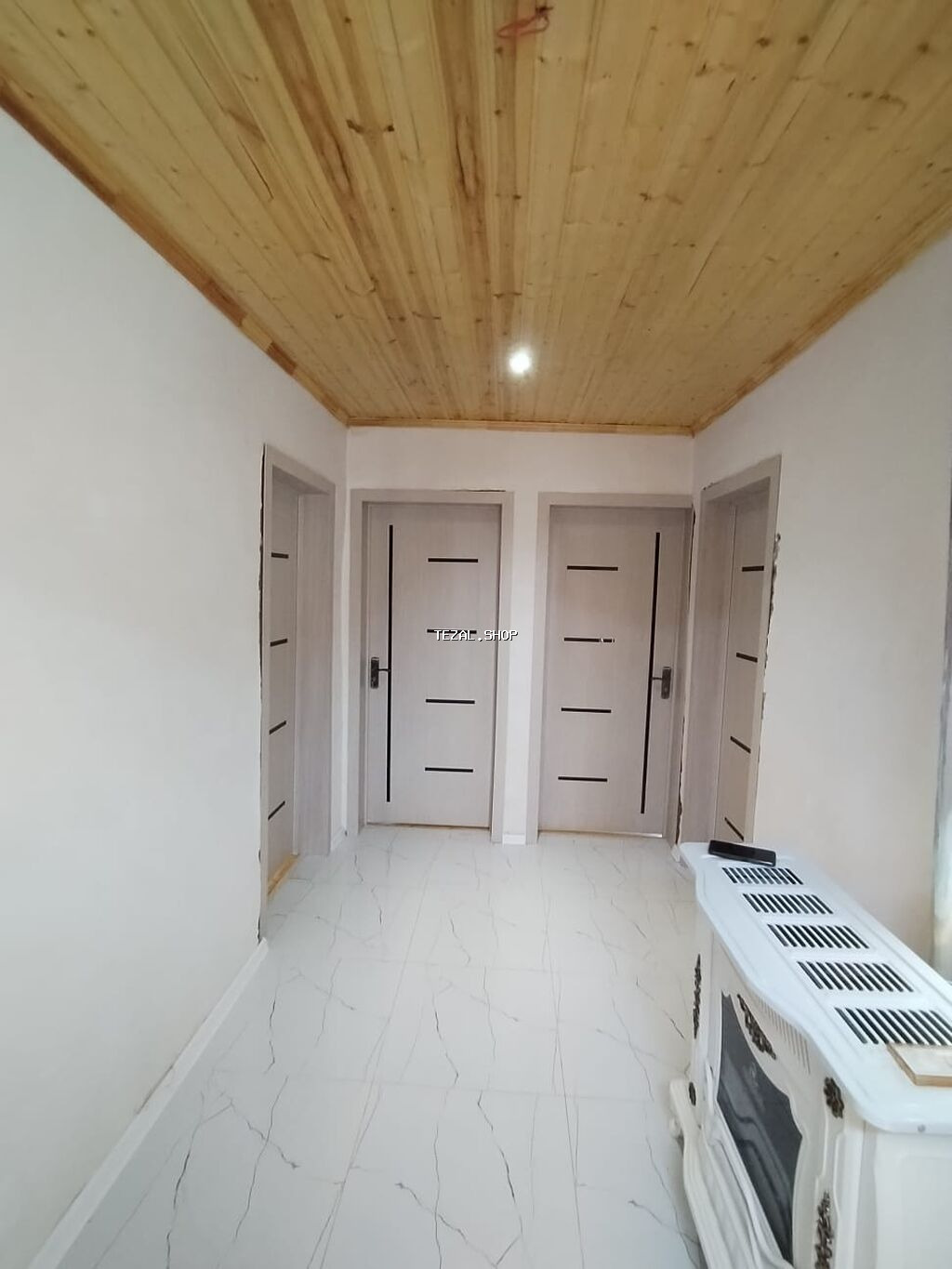 Tecili maştağada esyali 3 otaq 1 kuxna karidorlu. Herbir tərəfi qoşa