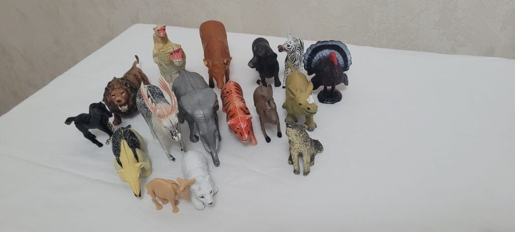 Uşaq üçün heyvan fiqurları dəsti - Müxtəlif heyvanlardan ibarət