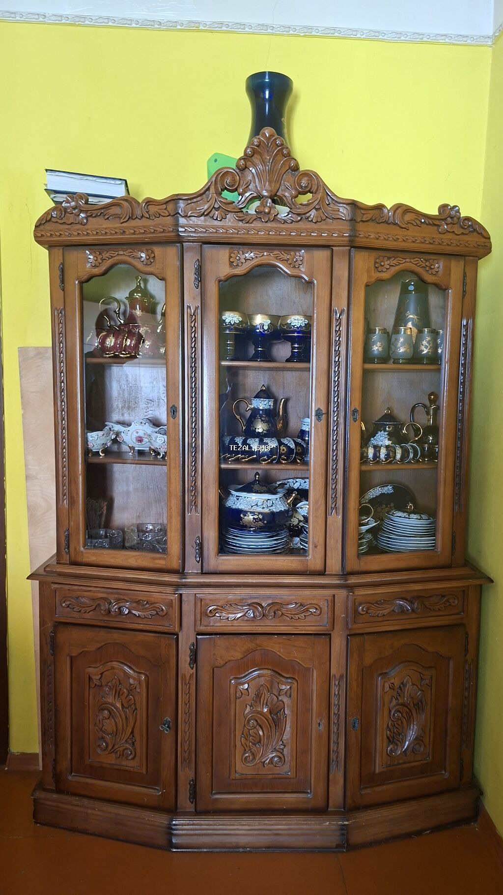 Servant satılır 50 AZN Yeni kimidir