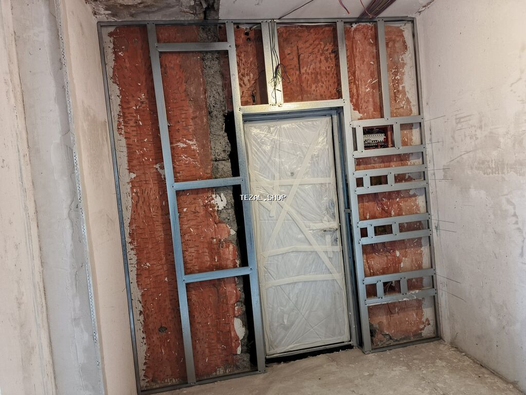 (MALYAR) SPAKILOVKA ALCIPAN USTASIYAM . GORDUYUM ISLERE TAM ZAMANET