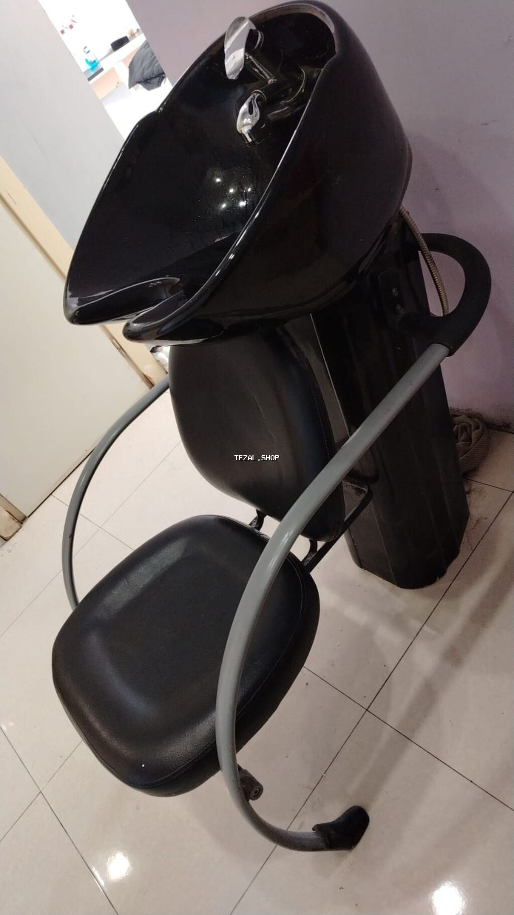 Salon üçün saç yuyulan az islenib yaxşı vüzyyetdedi