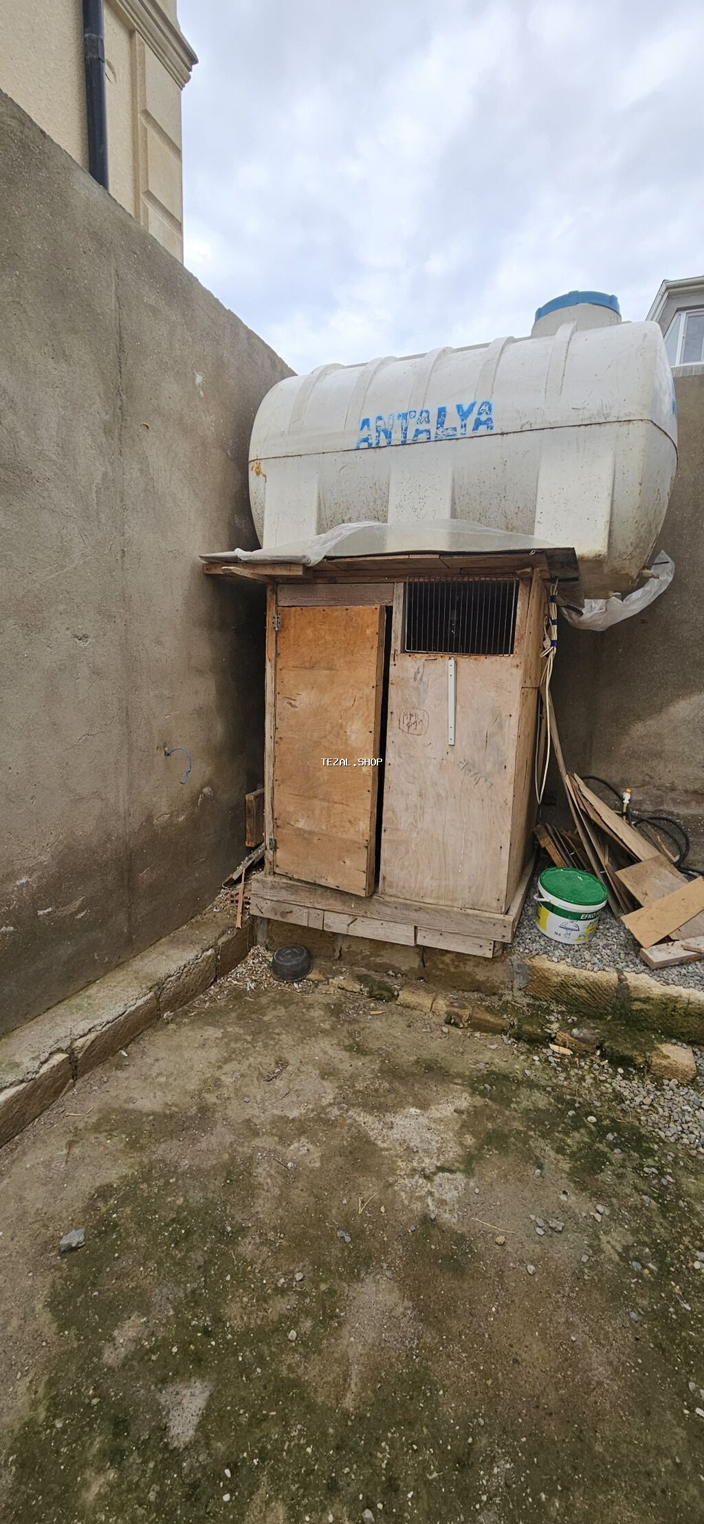 Her terefi penaplasla yığılıb ünvan masazır - şəkil 3