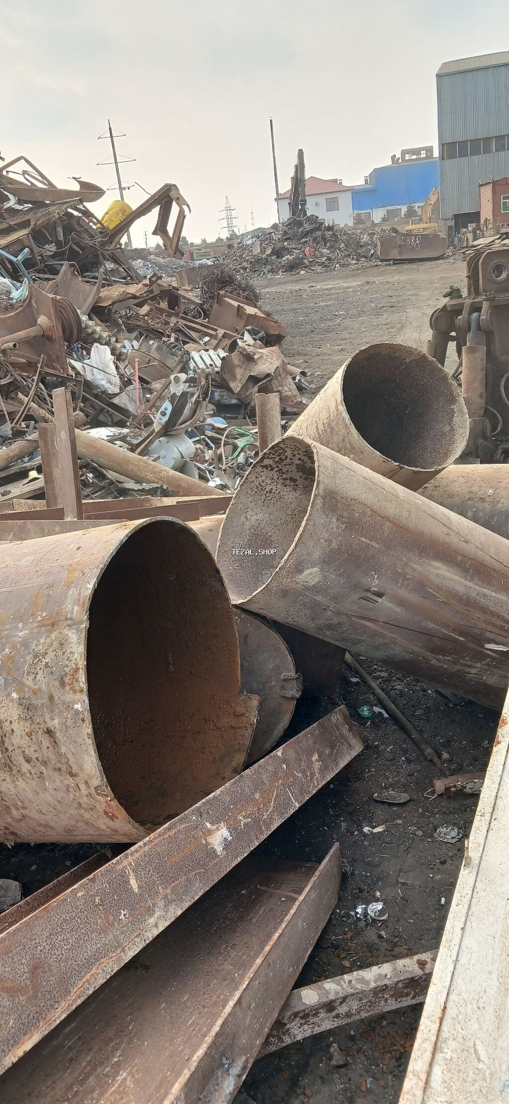 Metal qebulu gelib yerinden götürüruk işçi qüvveside var kesilesi - şəkil 4